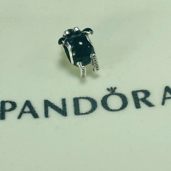 Pandora Skiing Penguin Charm - Picture 2 of 6